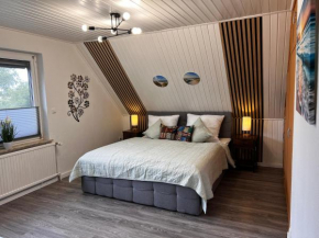 Neues Ferienhaus an der Ostsee mit Sauna,Kamin und Garten